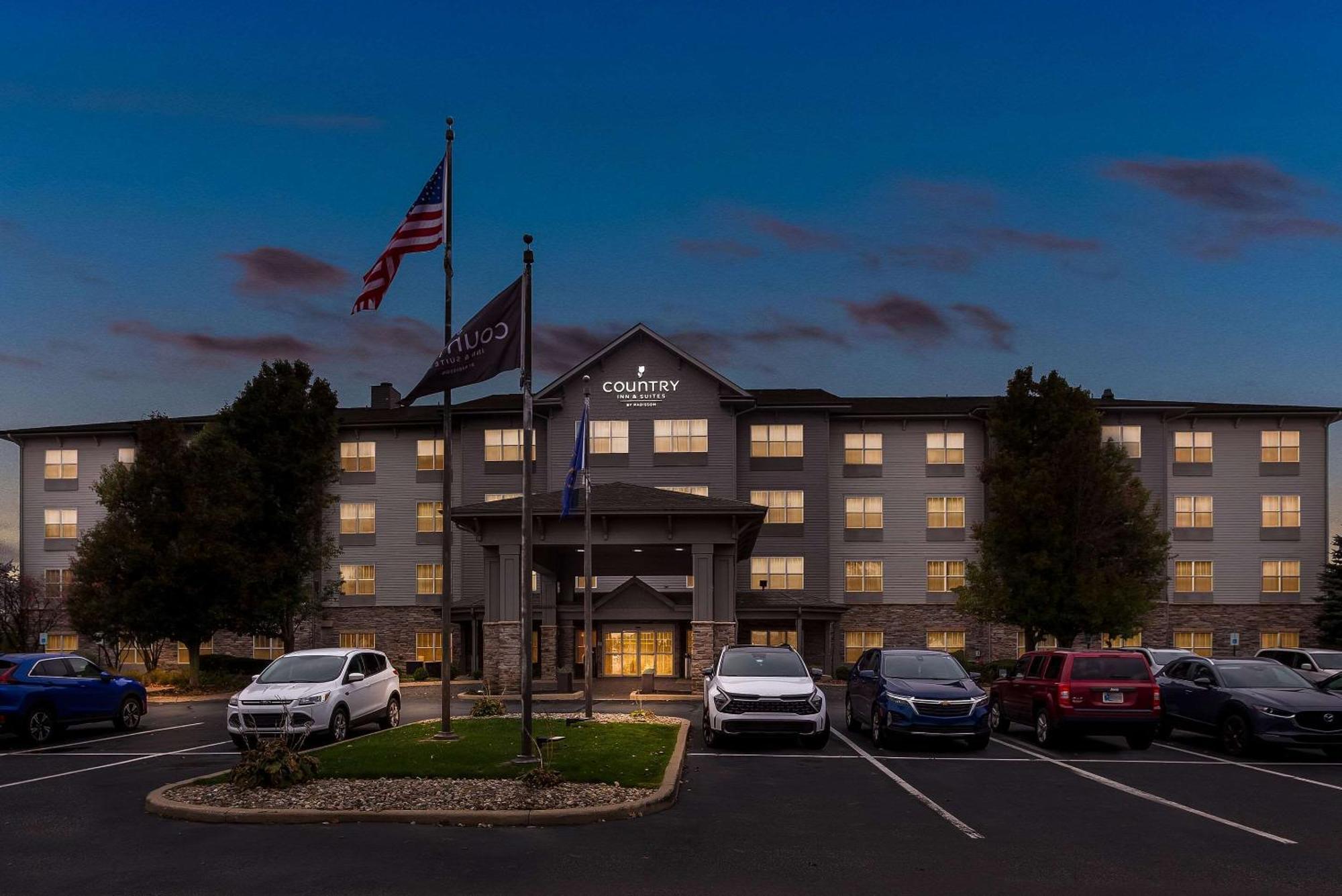 Country Inn & Suites By Radisson, Portage, In 외부 사진