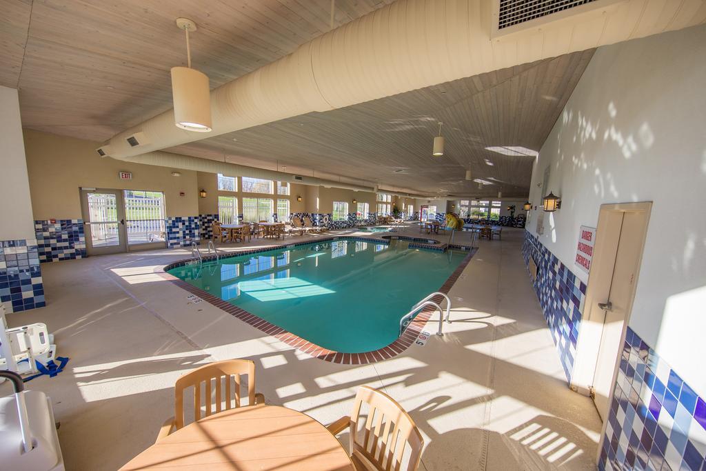 Country Inn & Suites By Radisson, Portage, In 외부 사진