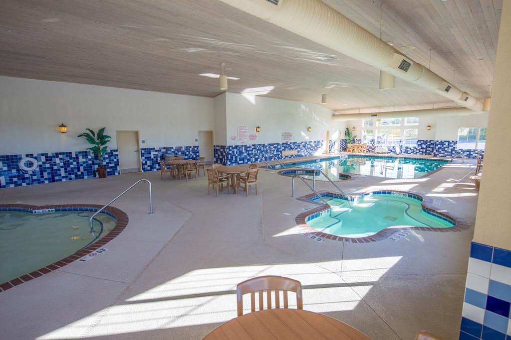 Country Inn & Suites By Radisson, Portage, In 외부 사진